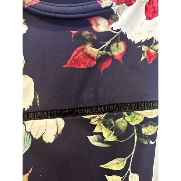 CUPSHE 1 Piece Swimsuit 1X Navy Blue Floral Padded Lined Underwire- USED - Picture 5 of 8